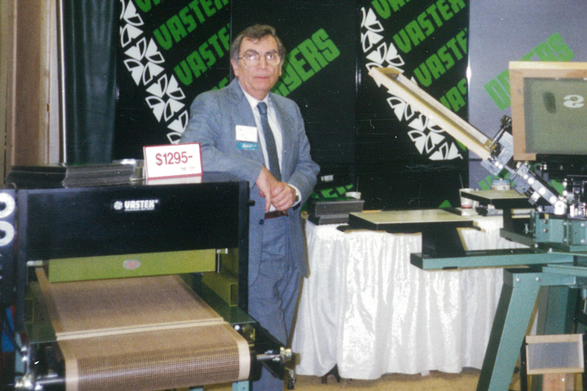 MICHAEL VASILANTONE 1930 - 2025